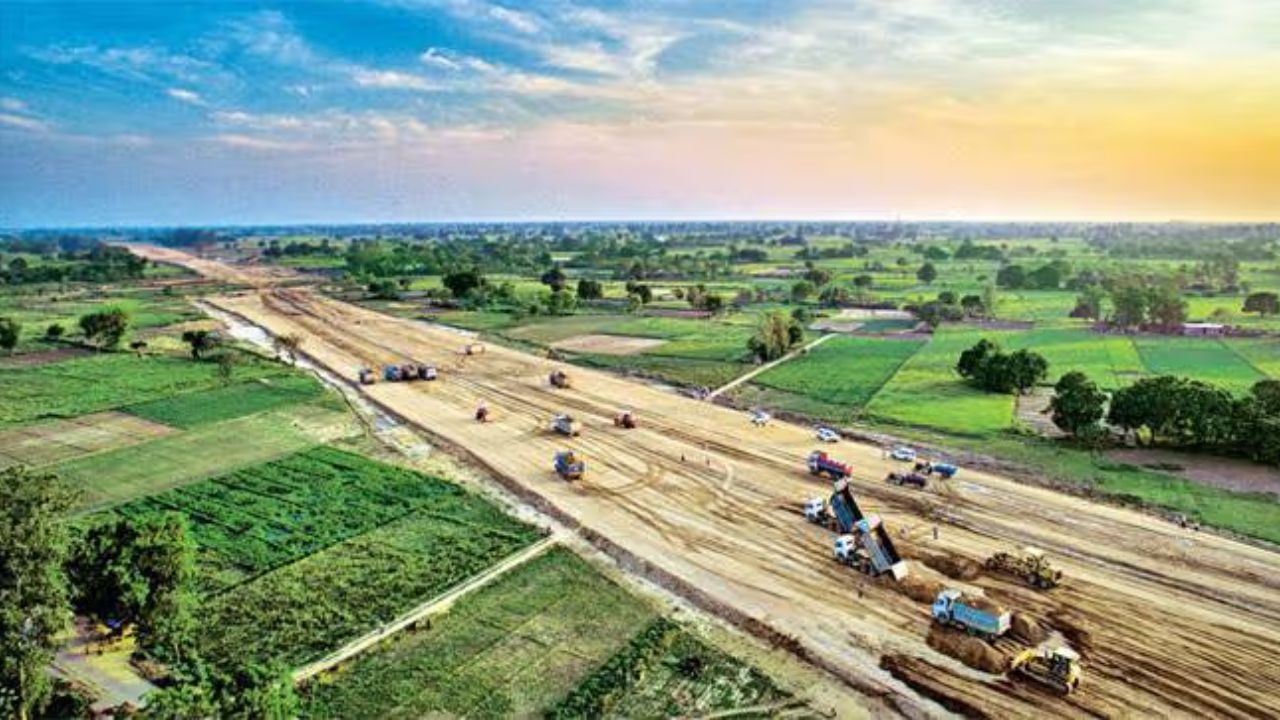 Land Acquisition Rules: आपकी ज़मीन पर सरकार की नज़र! क्या बिना पूछे ले सकती है अधिकार? जानिए संविधान में क्या हैं आपके अधिकार