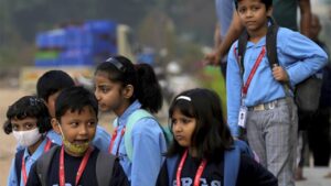 CG Education News: गर्मी से कांपे स्कूल, बच्चों के लिए सुबह 7 से 11 तक की क्लास – क्या यही है नया समाधान?