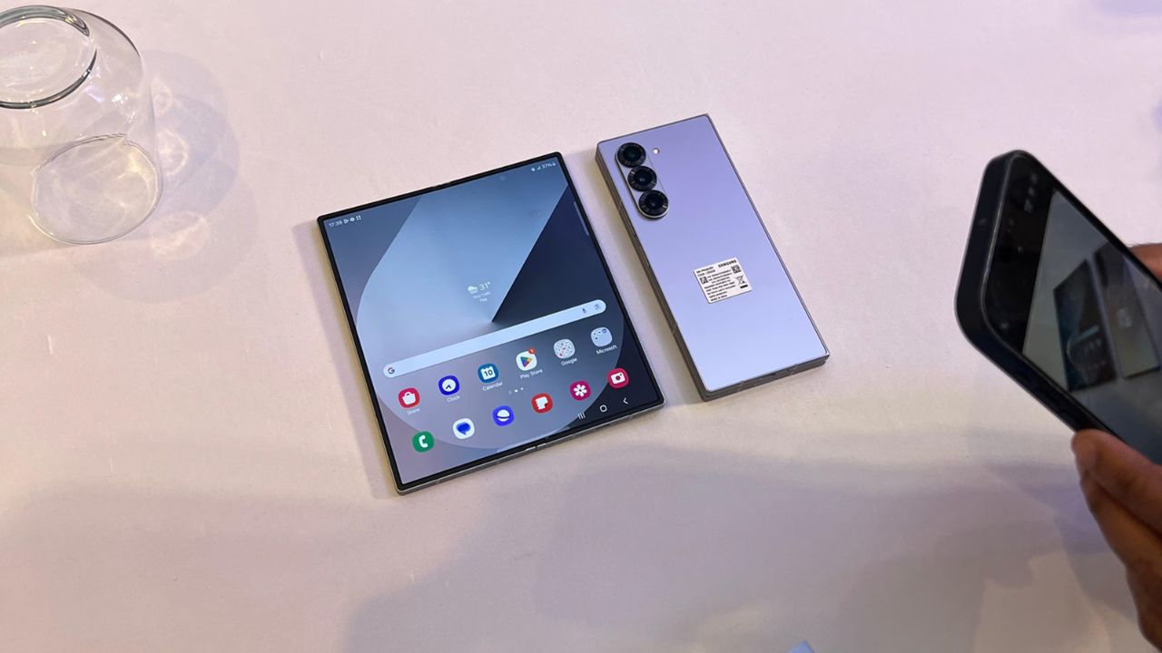 Galaxy Z Fold 6 पर अब तक की सबसे बड़ी छूट, 40 हजार से ज्यादा की बचत