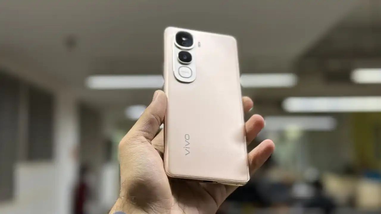Vivo Y400 Pro और Nothing Phone 3a की भिड़ंत में कौन निकलेगा असली प्रोसेसर चैंपियन, जानिए मुकाबला