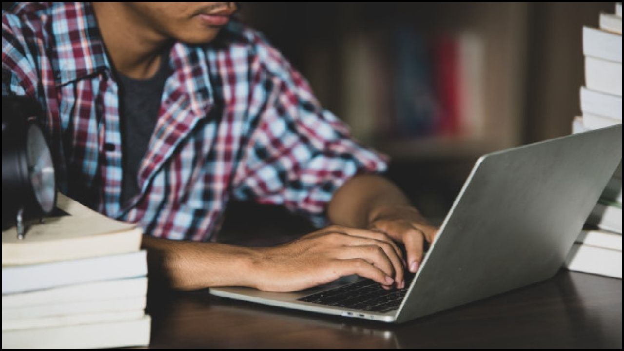 UP Assistant Professor Recruitment: असिस्टेंट प्रोफेसर भर्ती में बदलाव ने बढ़ाई हलचल, अब किन्हें मिलेगा मौका?