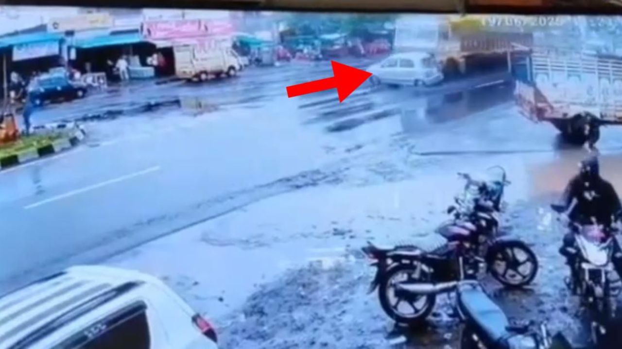 MP Accident: तेज रफ्तार ट्रक ने कार को 500 मीटर तक घसीटा, मंदसौर हादसे का वीडियो आया सामने