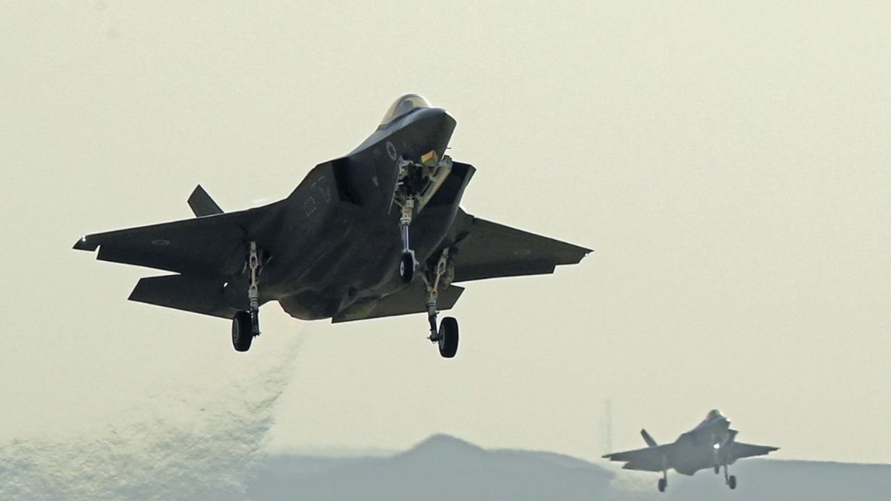 American F-35: ट्रंप का भारत को बड़ा ऑफर! क्या अब आसमान में गरजेंगे भारतीय F-35 फाइटर जेट्स?