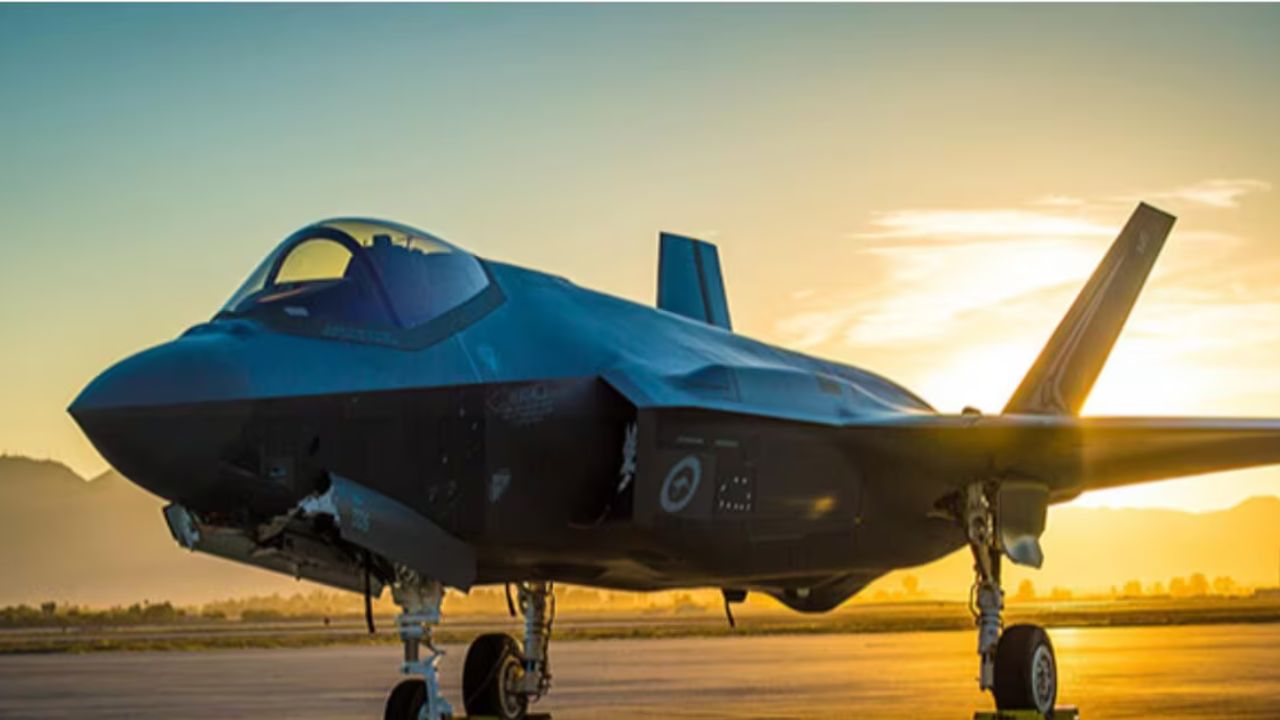 American F-35: ट्रंप का भारत को बड़ा ऑफर! क्या अब आसमान में गरजेंगे भारतीय F-35 फाइटर जेट्स?