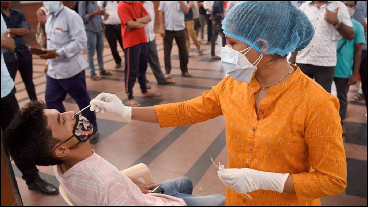Chhattisgarh News: छत्तीसगढ़ में मिले 12 नए कोविड मरीज, ऑक्सीजन सपोर्ट पर 6 की हालत गंभीर