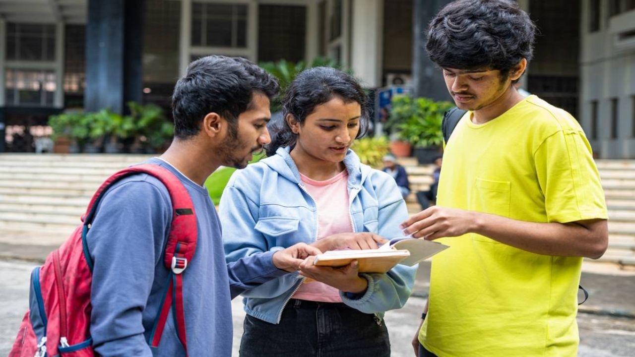 IBPS PO Recruitment 2025: 5208 पदों पर निकली वैकेंसी, कब और कैसे करें आवेदन जानिए पूरी जानकारी