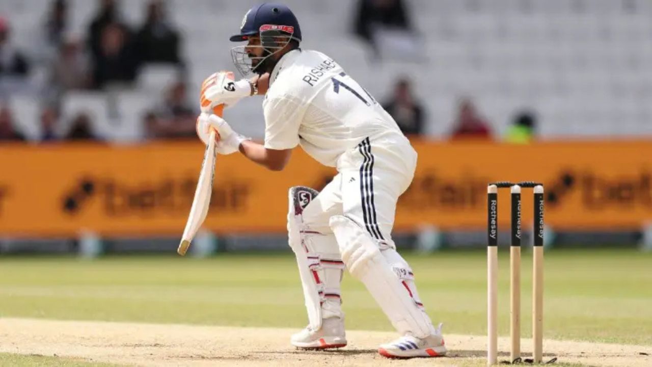 ICC Test Rankings Update: ICC टेस्ट रैंकिंग में इंडिया की वापसी, पंत को प्रमोशन और पाक बल्लेबाज की टॉप 10 से छुट्टी