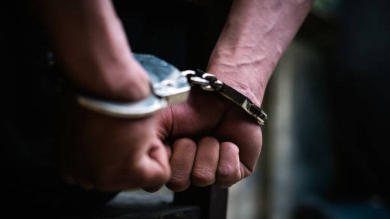 Chhattisgarh News: नशे में धुत युवक ने ट्रैफिक महिला कांस्टेबल से की बदतमीजी, तुरंत गिरफ्तार, कोर्ट में पेश किया गया